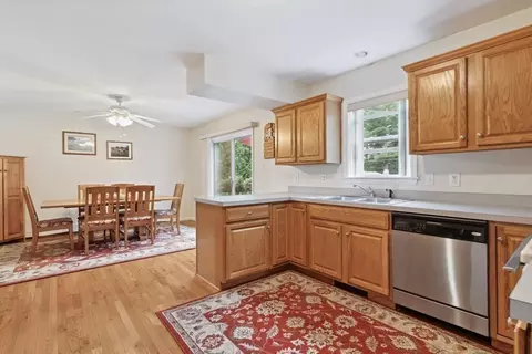 435 Main St, Acushnet, MA 02743 photo 8