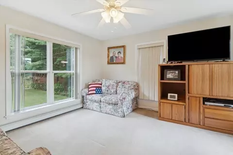 435 Main St, Acushnet, MA 02743 photo 7