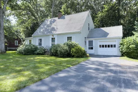 31 Colton Ln, Shrewsbury, MA 01545