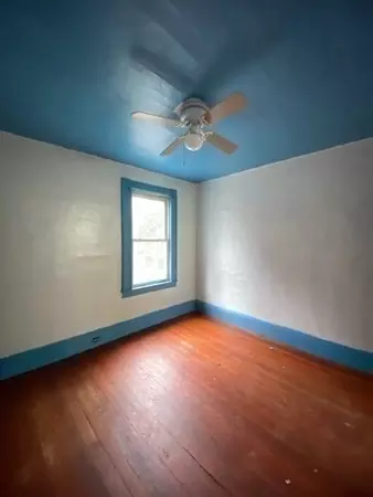 208-210 White St, Springfield, MA 01108 photo 17