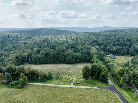 0 West St, Worthington, MA 01098