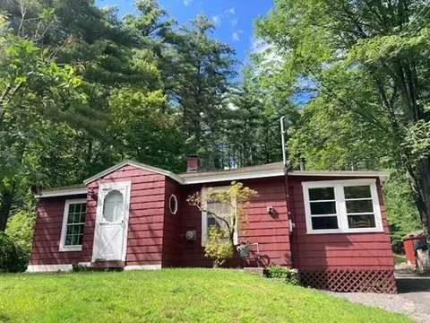 940 Turnpike Rd, Ashby, MA 01431