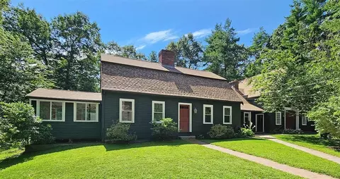 58 Walnut St, Middleboro, MA 02346