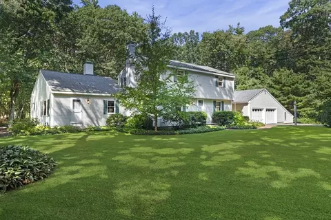 118 Herrick Rd, Boxford, MA 01921