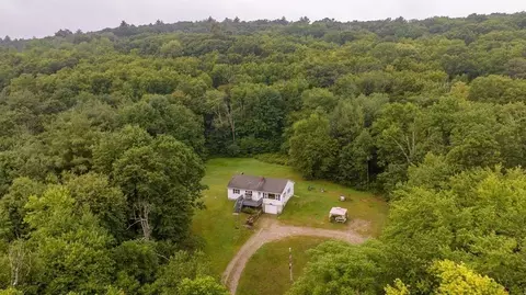 172 South St, Warren, MA 01083