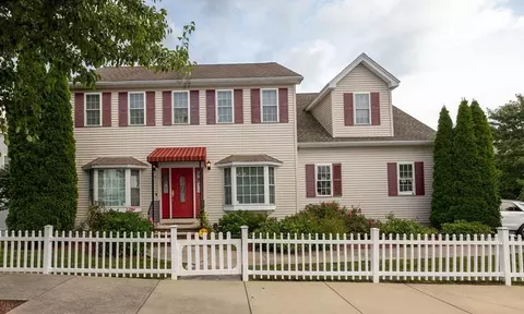 54 2nd St, Malden, MA 02148