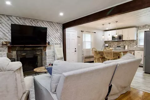 37 Greaney St, Springfield, MA 01104 photo 22