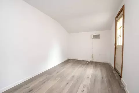 151 Packard Ave, Springfield, MA 01118 photo 22