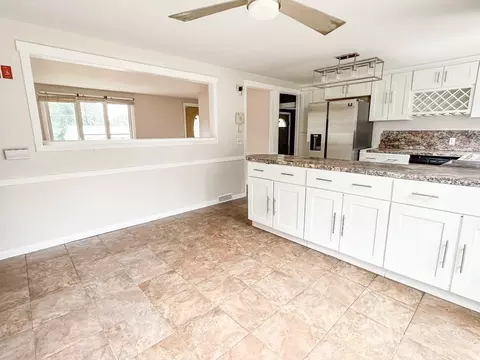 151 Packard Ave, Springfield, MA 01118 photo 6