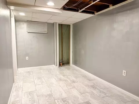 151 Packard Ave, Springfield, MA 01118 photo 20