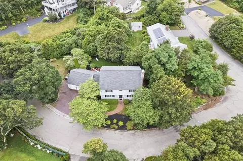 16 Whitney Ln, Plymouth, MA 02360