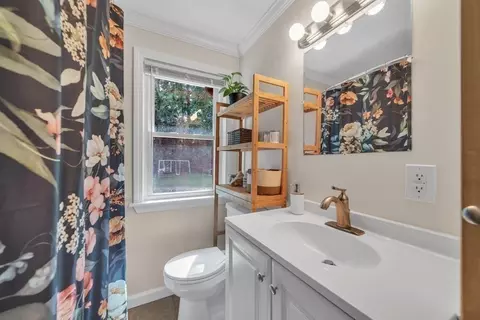 989 Worcester St, Springfield, MA 01151 photo 25