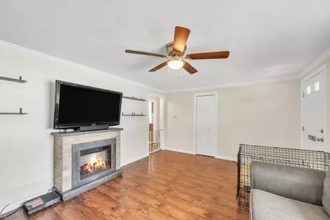 989 Worcester St, Springfield, MA 01151 photo 15