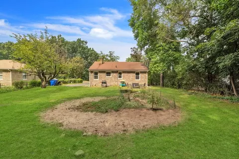 989 Worcester St, Springfield, MA 01151 photo 37