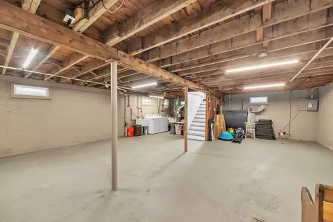 989 Worcester St, Springfield, MA 01151 photo 34