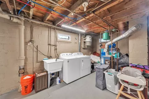 989 Worcester St, Springfield, MA 01151 photo 31