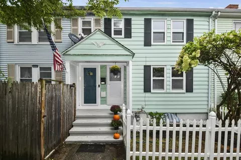 216 Quincy Shore Dr, Quincy, MA 02171