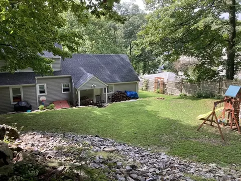 24 Baxter St, Worcester, MA 01602 photo 31