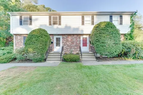 14-16 Julian Rd, Randolph, MA 02368