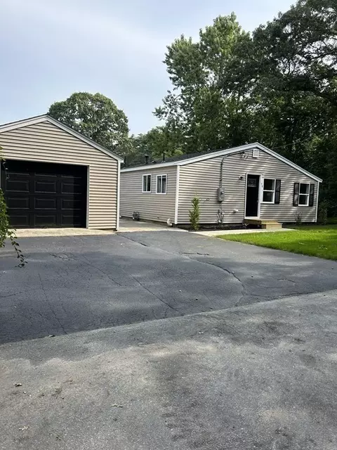 58 Glen Charlie Rd, Wareham, MA 02538 photo 3