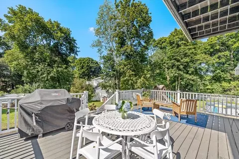 76 Downer Ave, Hingham, MA 02043 photo 32