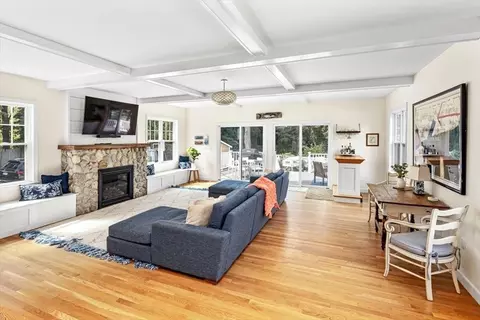 76 Downer Ave, Hingham, MA 02043 photo 8
