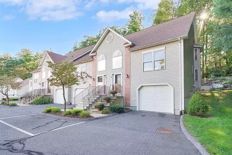 18 Palmer Rd #24, Monson, MA 01057