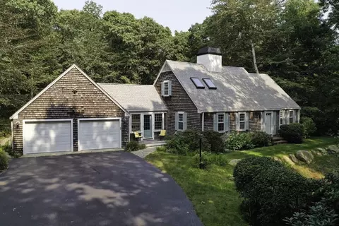 57 Two Ponds, Falmouth, MA 02540