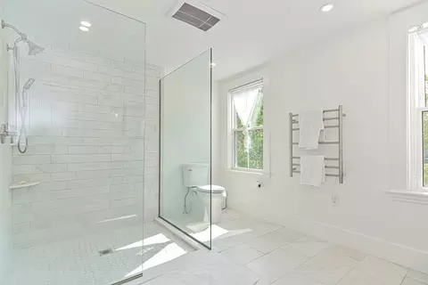 17 Everett St, Beverly, MA 01915 photo 22