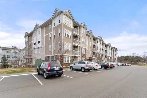 36 Abigail Way #1006, Reading, MA 01867