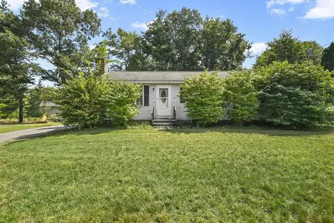 92 Birchcroft Rd, Leominster, MA 01453