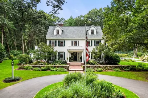 7 West Holw, Andover, MA 01810