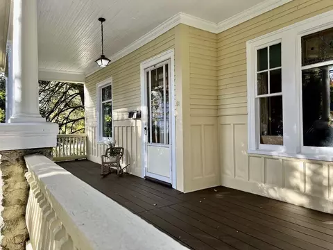 91 Haverhill St, Methuen, MA 01844