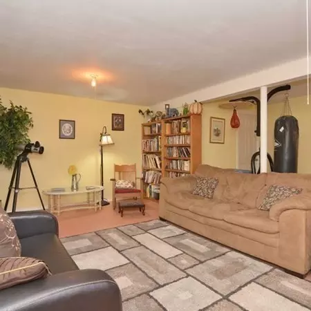 1 Crestview Dr, Mendon, MA 01756 photo 32
