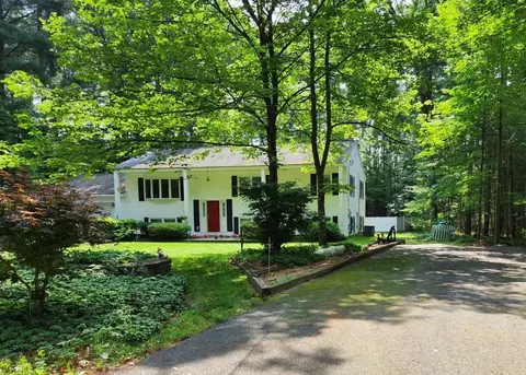 61 Horse Pond Rd, Shirley, MA 01464
