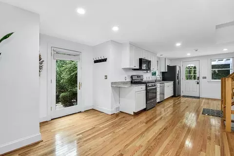 13 Lawsbrook Rd, Acton, MA 01720 photo 5