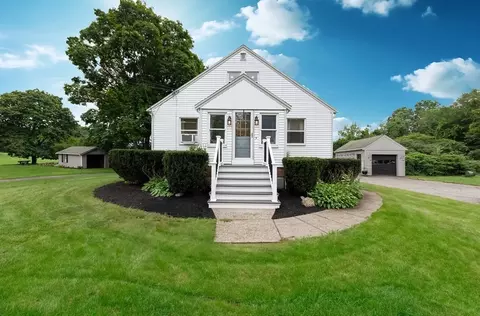 592 West St, Braintree, MA 02184