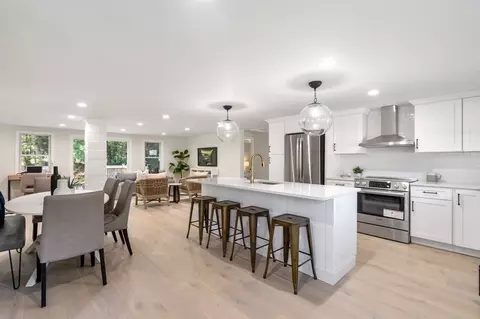18 Davis Ave, Wrentham, MA 02093