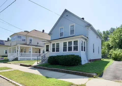 1427 Worcester St, Springfield, MA 01151 photo 3