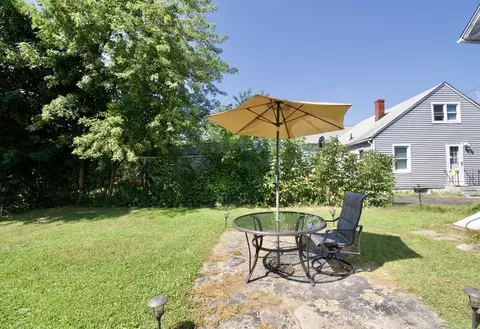 1427 Worcester St, Springfield, MA 01151 photo 10
