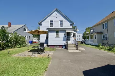 1427 Worcester St, Springfield, MA 01151 photo 8