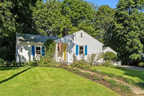 85 Simonds St, Athol, MA 01331