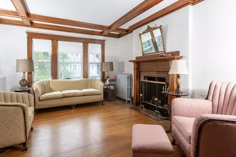 105 Sumner Rd, Brookline, MA 02445 photo 2