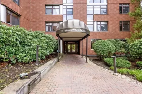 79 Florence St #308S, Newton, MA 02459