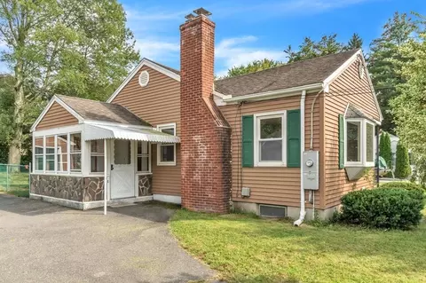 31 Meadowlark Ln, Springfield, MA 01119 photo 3