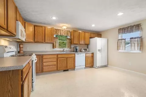 43 Cheyenne Rd, Worcester, MA 01606 photo 18