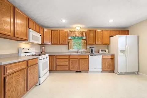 43 Cheyenne Rd, Worcester, MA 01606 photo 19