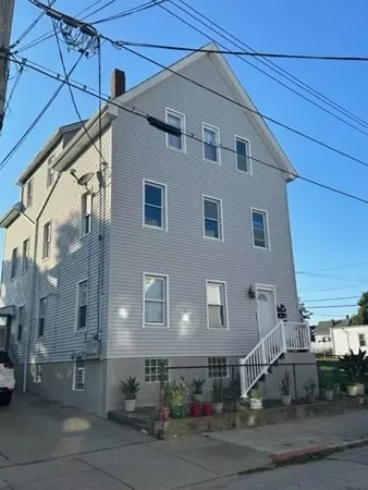 27 Bourne St, New Bedford, MA 02740