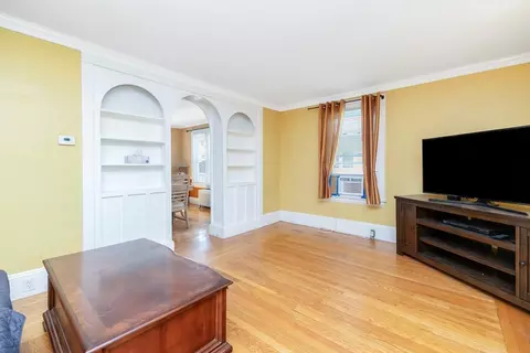 919 Wilbraham Rd, Springfield, MA 01109 photo 8