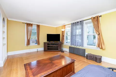 919 Wilbraham Rd, Springfield, MA 01109 photo 7